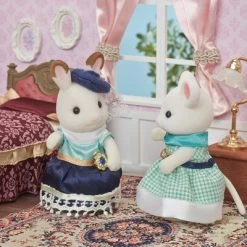 Calico Critters Town Series Marshmallow Mouse, Collectible Doll Figure With Fashion Accessories 9 Calico Critters Town Series Marshmallow Mouse, Collectible Doll Figure With Fashion Accessories -Toy Doll World GUEST 4e630c6c 235d 4ec7 8a2b 2fbf9f4f5bab