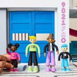 FAO Schwarz Toy Wood Ultimate Doll House LED -Toy Doll World GUEST 5e906803 97b7 49ef 8164 b5e13b9ce7ca