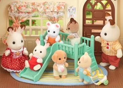 Calico Critters Sweet Raspberry Home Gift Set, Dollhouse Playset With 3 Collectible Figures, Furniture And Accessories 10 Calico Critters Sweet Raspberry Home Gift Set, Dollhouse Playset With 3 Collectible Figures, Furniture And Accessories - Image 8