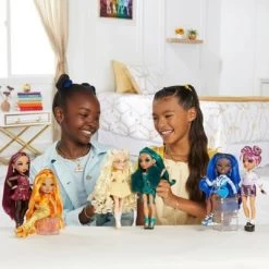 Rainbow High Mila Berrymore Fashion Doll -Toy Doll World GUEST 6c9bc05c f956 4684 a54d 9ca901aa3388