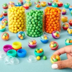 Blue Panda 250 Pack Vending Machine Capsules, 1 Inch Round Containers For Toy, Gumball Machine, 5 Colors