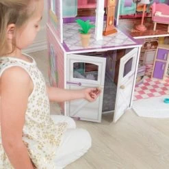 KidKraft Country Estate Dollhouse -Toy Doll World GUEST bd73254e f5ff 4788 94e7 1417983845b2