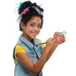 Art Squad Vannah Doll -Toy Doll World GUEST df73ddce 1ce6 406c 9c60 3cece2c70518